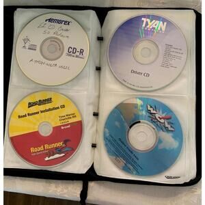 23 Vintage PC Programs in CASELOGIC Zip Case